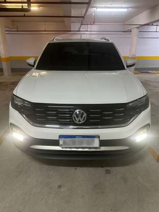 VOLKSWAGEN-T-CROSS-2019