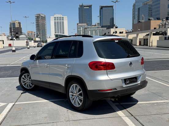 VOLKSWAGEN-TIGUAN-1.4 TSI 16V TURBO GASOLINA 4P DSG VOLKSWAGEN-TIGUAN-2017