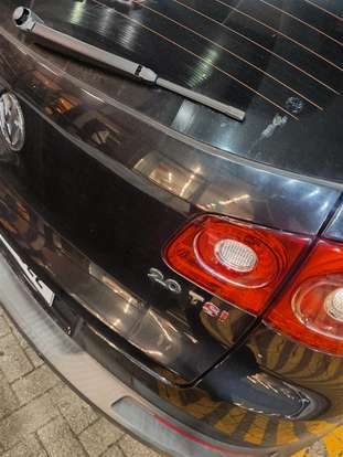 VOLKSWAGEN-TIGUAN-2010