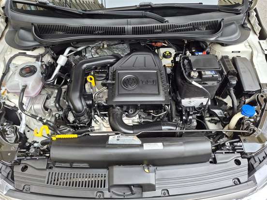 VOLKSWAGEN-VIRTUS-1.0 200 TSI HIGHLINE AUTOMÁTICO VOLKSWAGEN-VIRTUS-2018