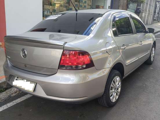 VOLKSWAGEN-VOYAGE-1.0 MI 8V FLEX 4P MANUAL VOLKSWAGEN-VOYAGE-2010