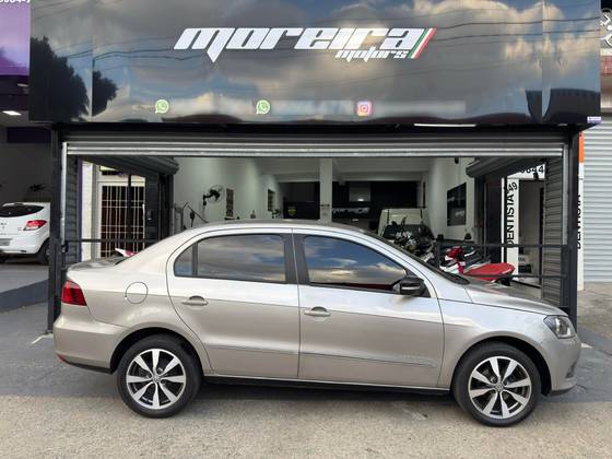 VOLKSWAGEN VOYAGE 1.6 MI COMFORTLINE 8V FLEX 4P AUTOMATIZADO