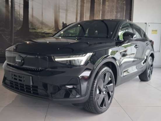 VOLVO-EC40-P8 RECHARGE TWIN ELECTRIC ULTRA BLACK EDITION AWD VOLVO-EC40-2026