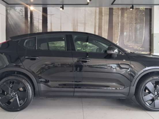 VOLVO-EC40-P8 RECHARGE TWIN ELECTRIC ULTRA BLACK EDITION AWD VOLVO-EC40-2026