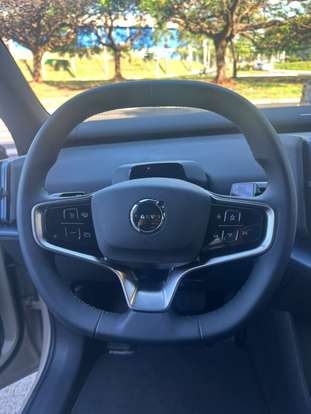 VOLVO-EX30-2026