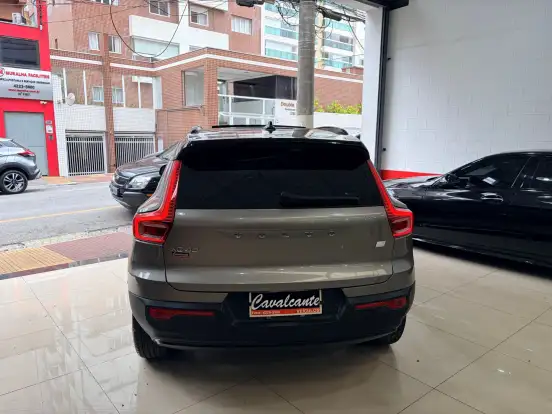 VOLVO-XC40-1.5 T5 RECHARGE R-DESIGN GEARTRONIC VOLVO-XC40-2021