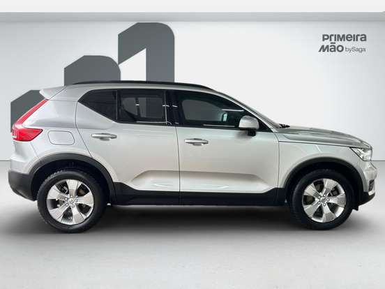 VOLVO-XC40-2.0 T4 GASOLINA GEARTRONIC VOLVO-XC40-2019