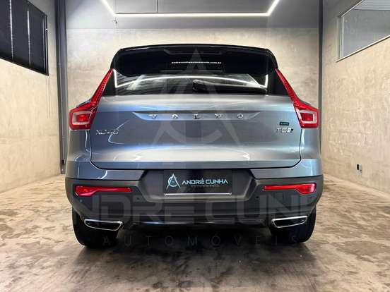 VOLVO-XC40-2.0 T5 GASOLINA R-DESIGN AWD GEARTRONIC VOLVO-XC40-2018