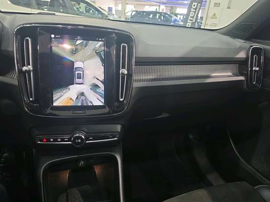 VOLVO-XC40-P8 RECHARGE ELECTRIC BEV PURE AWD VOLVO-XC40-2021