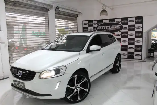 VOLVO-XC60-2016