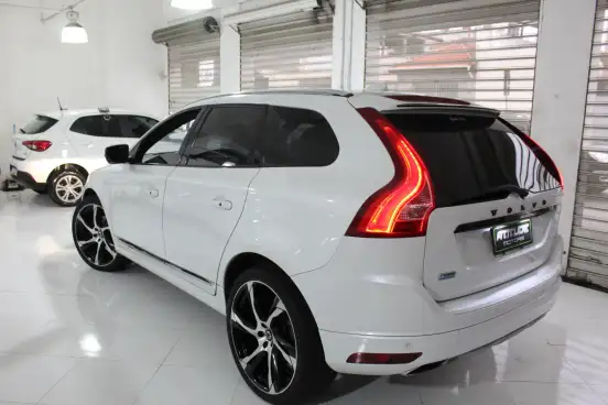VOLVO-XC60-2.0 T6 INSCRIPTION TURBO GASOLINA 4P AUTOMÁTICO VOLVO-XC60-2016