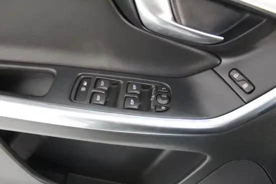 VOLVO-XC60-2.0 T6 INSCRIPTION TURBO GASOLINA 4P AUTOMÁTICO VOLVO-XC60-2016