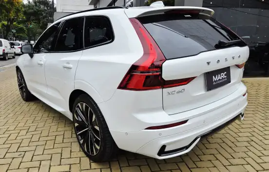 VOLVO-XC60-2.0 T8 PHEV ULTRA DARK AWD GEARTRONIC VOLVO-XC60-2025