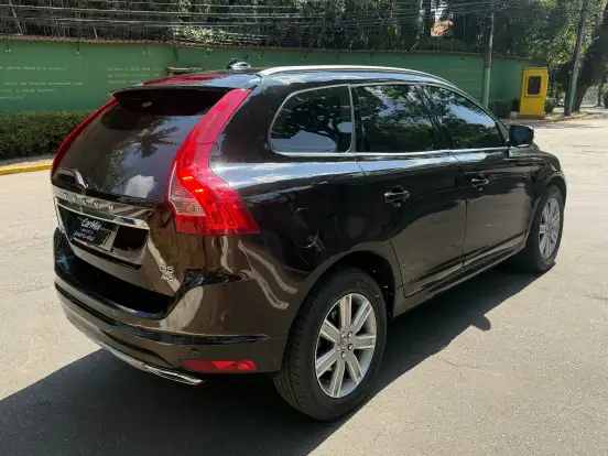VOLVO-XC60-2.4 D5 KINETIC DIESEL AWD 4P AUTOMÁTICO VOLVO-XC60-2016