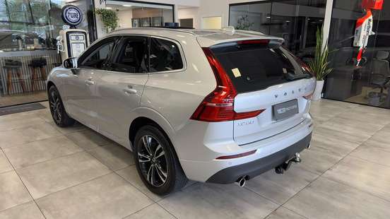 VOLVO-XC60-2019