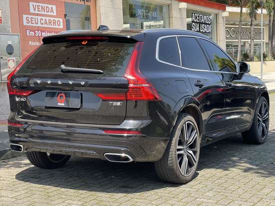 VOLVO-XC60-2.0 T5 GASOLINA R-DESIGN AWD GEARTRONIC VOLVO-XC60-2017