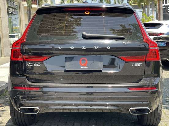 VOLVO-XC60-2.0 T5 GASOLINA R-DESIGN AWD GEARTRONIC VOLVO-XC60-2017