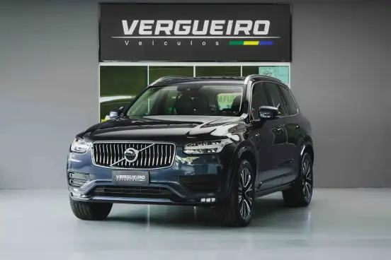 VOLVO-XC90-2020