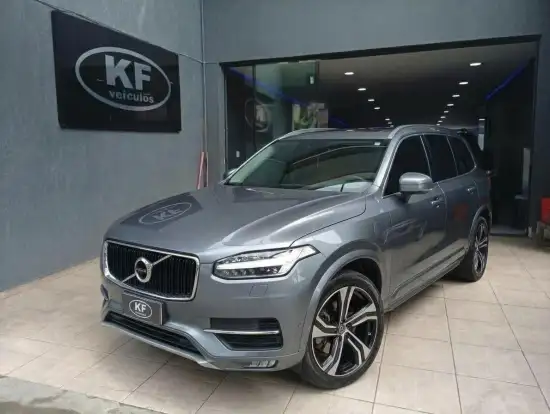 VOLVO-XC90-2020