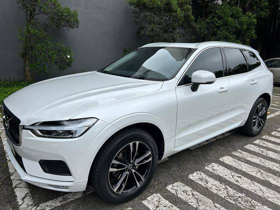 VOLVO XC60 2.0 T5 GASOLINA MOMENTUM AWD GEARTRONIC