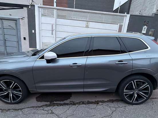 VOLVO-XC60-2.0 T5 GASOLINA R-DESIGN AWD GEARTRONIC VOLVO-XC60-2018