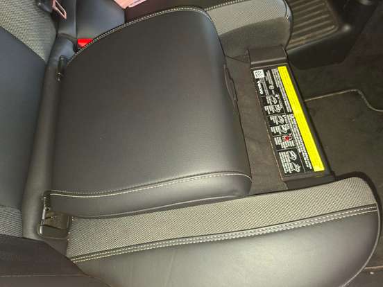 VOLVO-XC60-2021