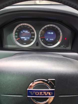 VOLVO-XC60-2009