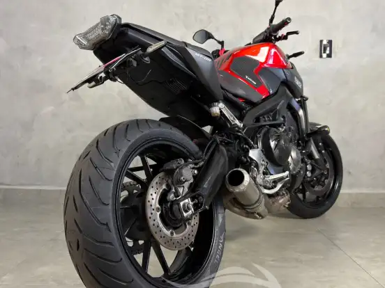 YAMAHA-MT-09 YAMAHA-MT-09-2017