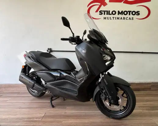 YAMAHA-XMAX 250 CONNECTED ABS-2025