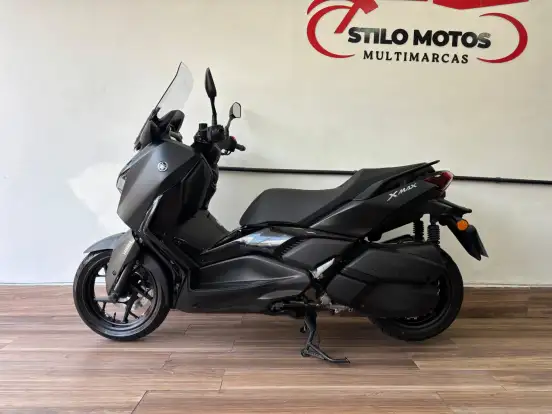 YAMAHA-XMAX 250 CONNECTED ABS-2025