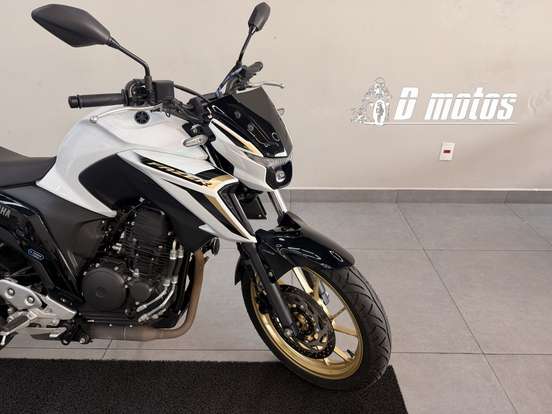YAMAHA-FZ25 FAZER ABS YAMAHA-FZ25 FAZER ABS-2025