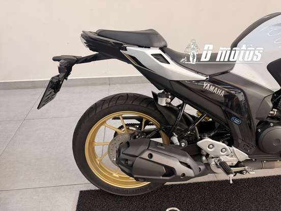 YAMAHA-FZ25 FAZER ABS YAMAHA-FZ25 FAZER ABS-2025