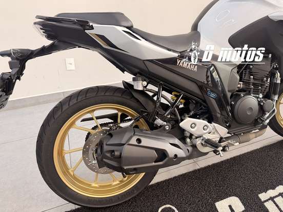 YAMAHA-FZ25 FAZER ABS YAMAHA-FZ25 FAZER ABS-2025
