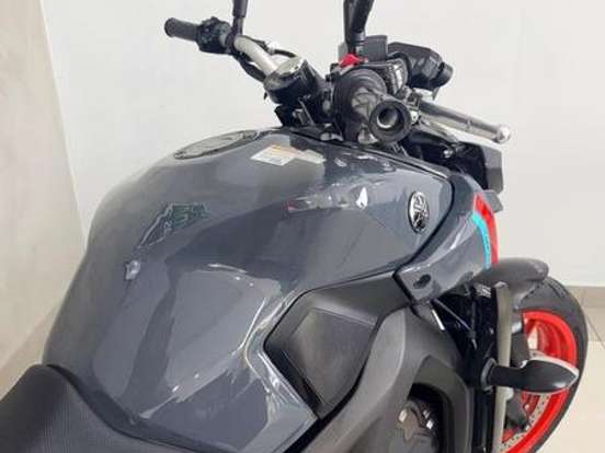 YAMAHA-MT-09 YAMAHA-MT-09-2021