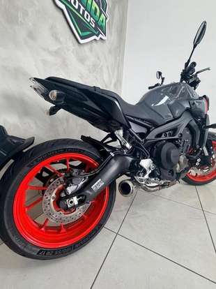 YAMAHA-MT-09 YAMAHA-MT-09-2021
