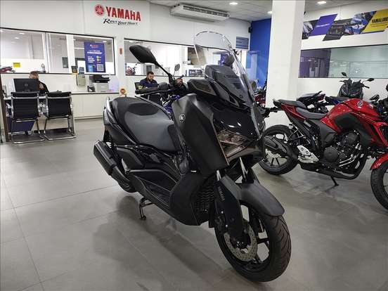 YAMAHA-XMAX 250 CONNECTED ABS YAMAHA-XMAX 250 CONNECTED ABS-2024