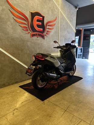 YAMAHA-XMAX 300 CONNECTED ABS-2026