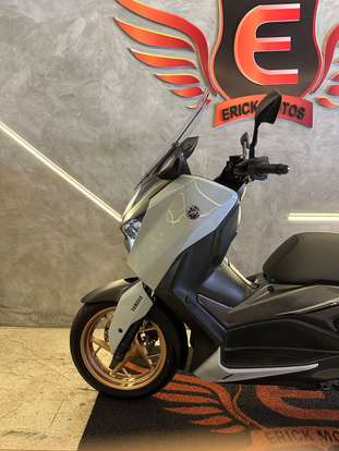 YAMAHA-XMAX 300 CONNECTED ABS-2026
