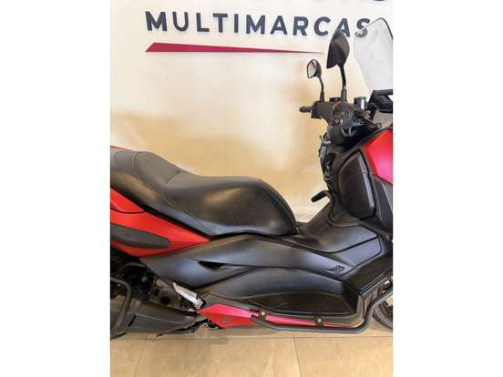 YAMAHA-XMAX ABS-2021