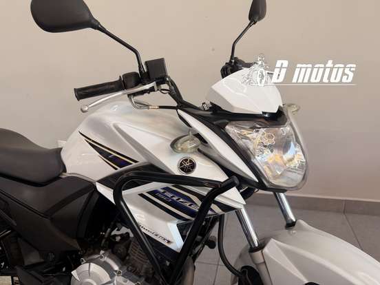 YAMAHA-YS 150 FAZER SED YAMAHA-YS 150 FAZER SED-2013