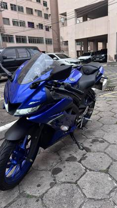 YAMAHA YZF R15 