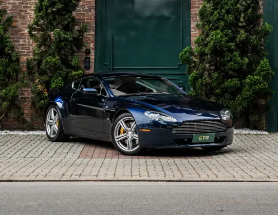 ASTON MARTIN VANTAGE 4.7 V8 32V GASOLINA 2P AUTOMÁTICO
