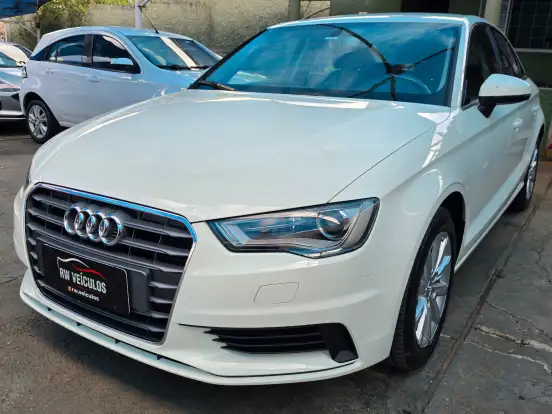 AUDI-A3-1.4 TFSI SEDAN ATTRACTION 16V GASOLINA 4P S-TRONIC AUDI-A3-2014
