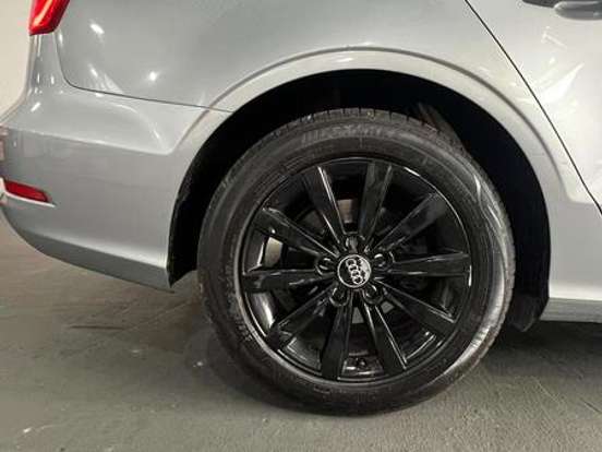 AUDI-A3-1.4 TFSI SEDAN 16V GASOLINA 4P S-TRONIC AUDI-A3-2015