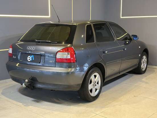 AUDI-A3-1.8 20V 150CV TURBO GASOLINA 4P AUTOMÁTICO AUDI-A3-2004