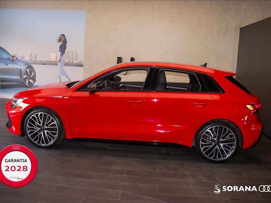 AUDI-A3-2.0 40 TFSI GASOLINA SPORTBACK PERFORMANCE BLACK S-TRONIC AUDI-A3-2025