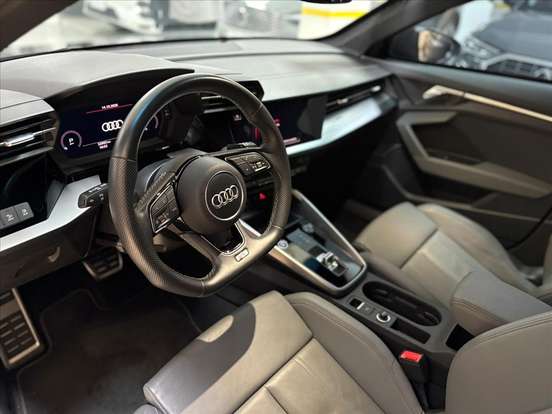 AUDI-A3-2022