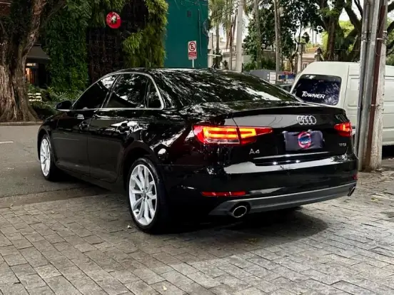 AUDI-A4-2.0 TFSI AMBIENTE GASOLINA 4P S TRONIC AUDI-A4-2018