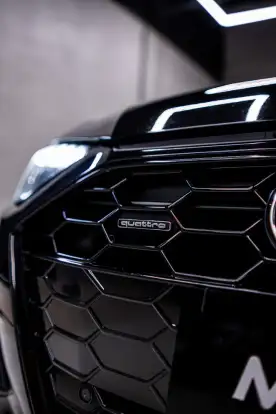 AUDI-A4-2021