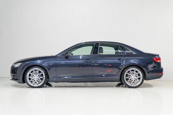 AUDI A4 2.0 TFSI AMBIENTE GASOLINA 4P S TRONIC